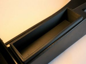 Kassettenfach im BMW E30 defekt? Jetzt tauschen!